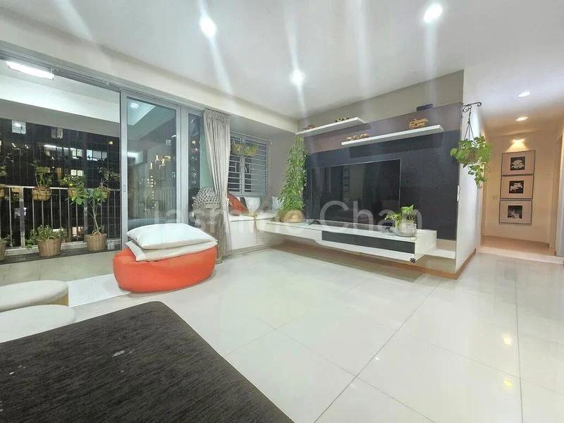 5 Room (5A) HDB for Sale in  518D Tampines Central 7 - Image 3